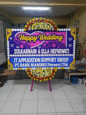 Papan Bunga di Serua
